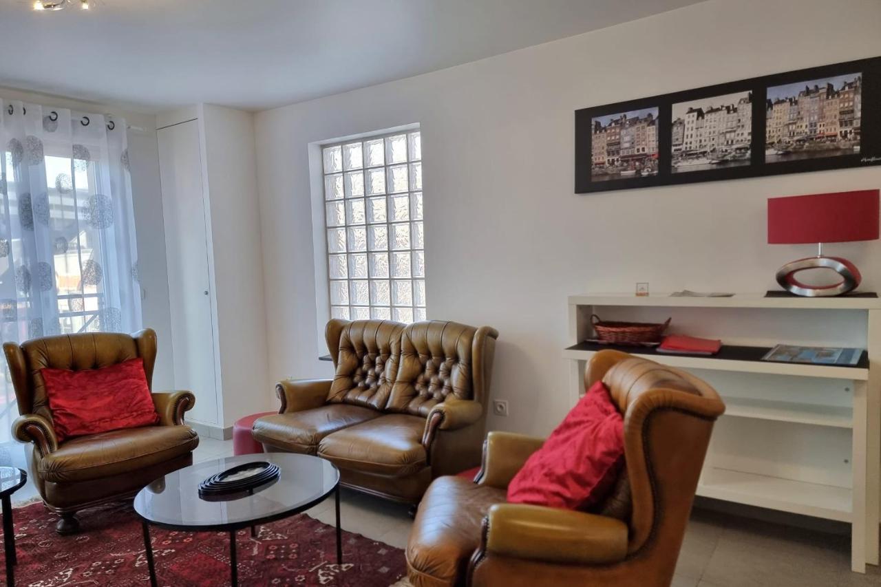 Chez Lou Et Dan 4P Apartment With Balcony Elevator And Secure Parking Honfleur Exterior foto